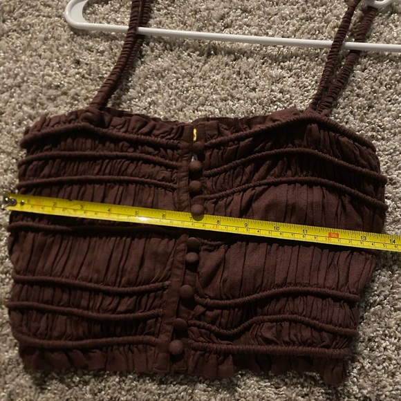 Urban Outfitters Ruffled Button Crop Top - Picture 4 of 5